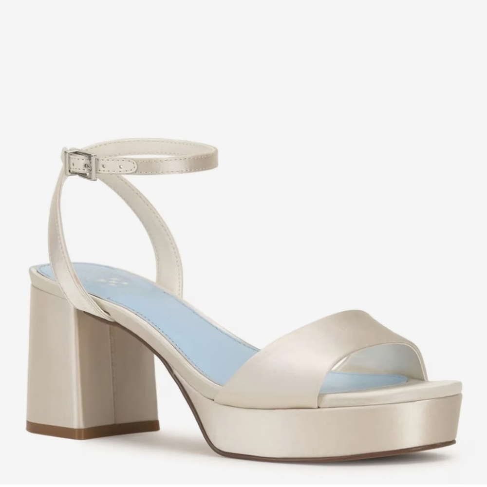 Vince Camuto Cream Platform Sandals